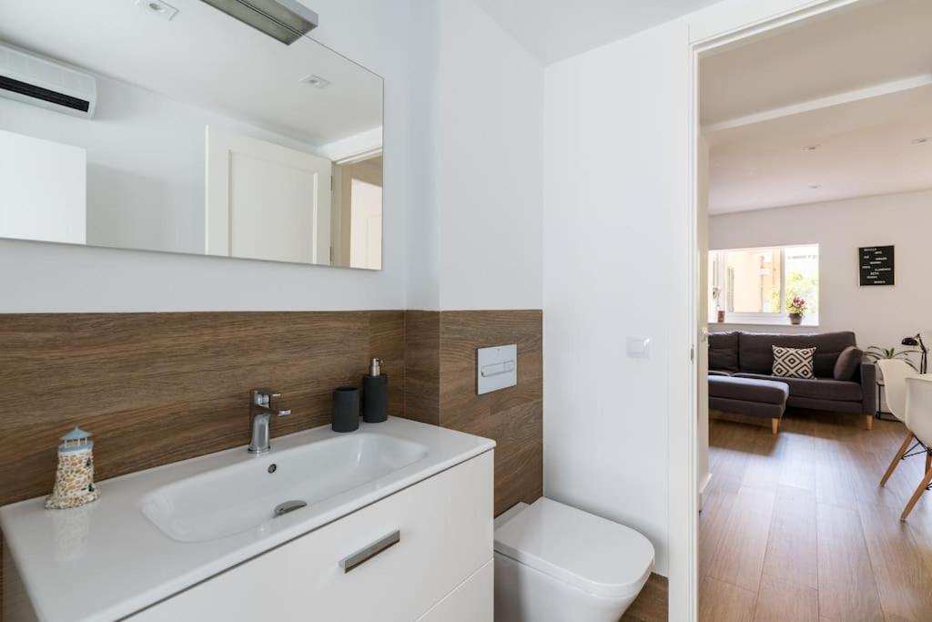 Apartamento Moderno En Triana 2 Dormitorios Y Aire Acondicionado Sevilla Exteriör bild