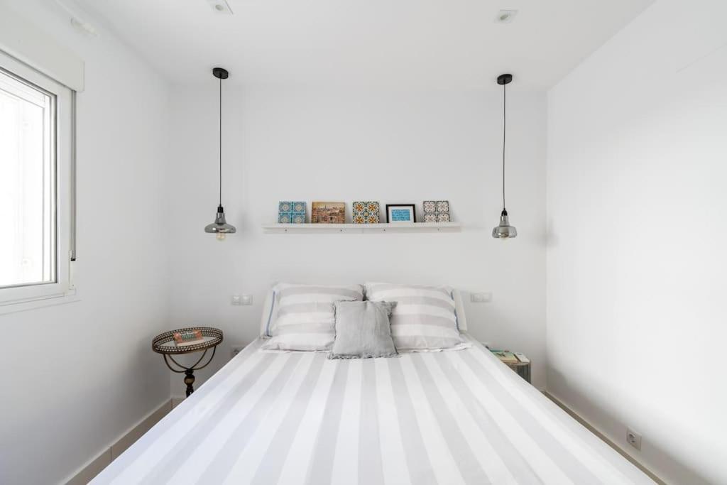 Apartamento Moderno En Triana 2 Dormitorios Y Aire Acondicionado Sevilla Exteriör bild