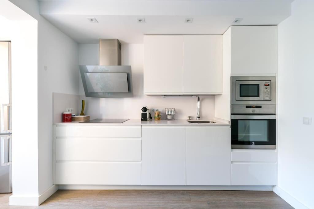 Apartamento Moderno En Triana 2 Dormitorios Y Aire Acondicionado Sevilla Exteriör bild
