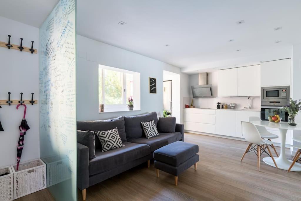 Apartamento Moderno En Triana 2 Dormitorios Y Aire Acondicionado Sevilla Exteriör bild