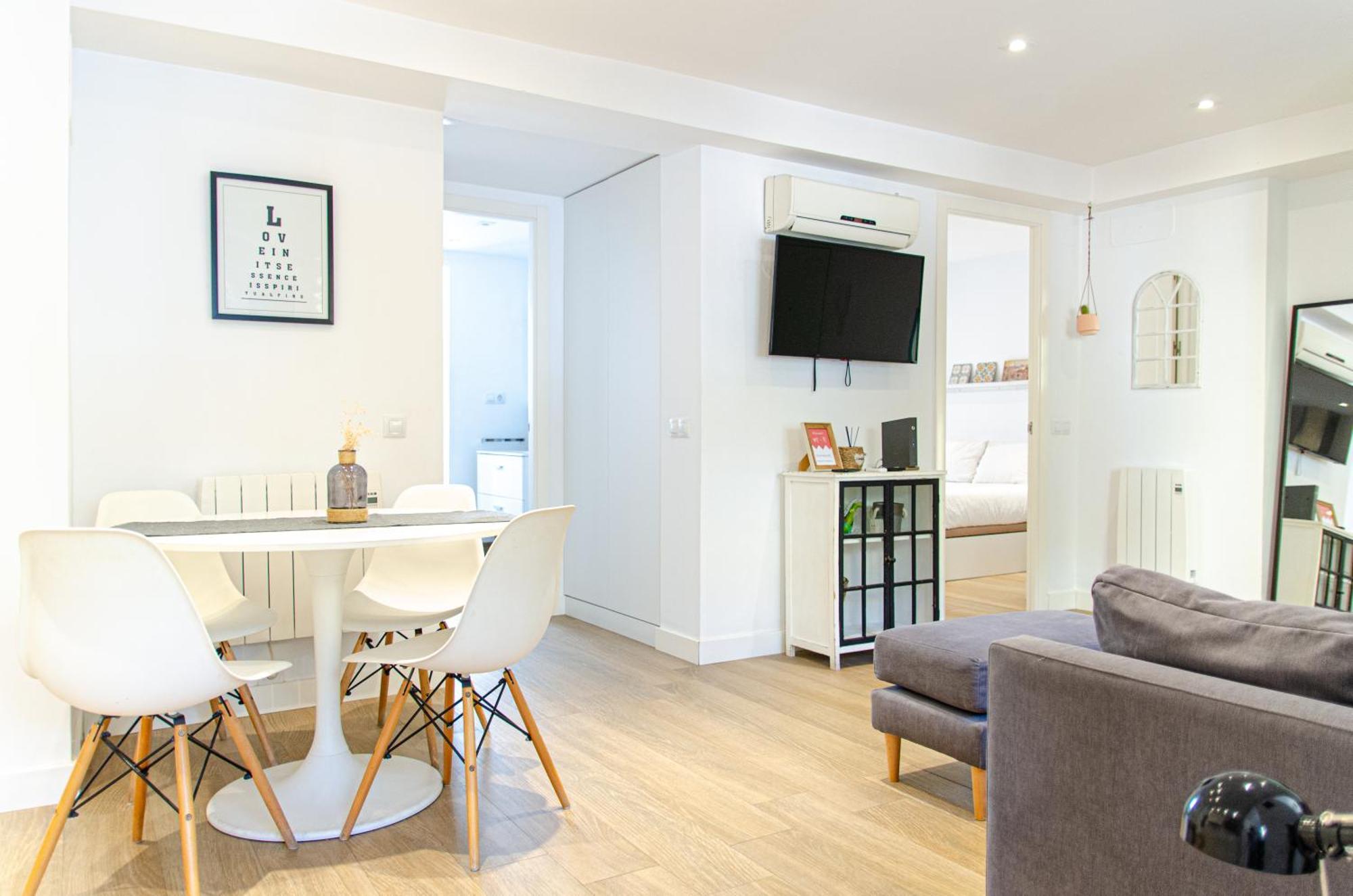 Apartamento Moderno En Triana 2 Dormitorios Y Aire Acondicionado Sevilla Exteriör bild