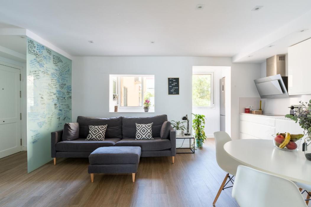 Apartamento Moderno En Triana 2 Dormitorios Y Aire Acondicionado Sevilla Exteriör bild